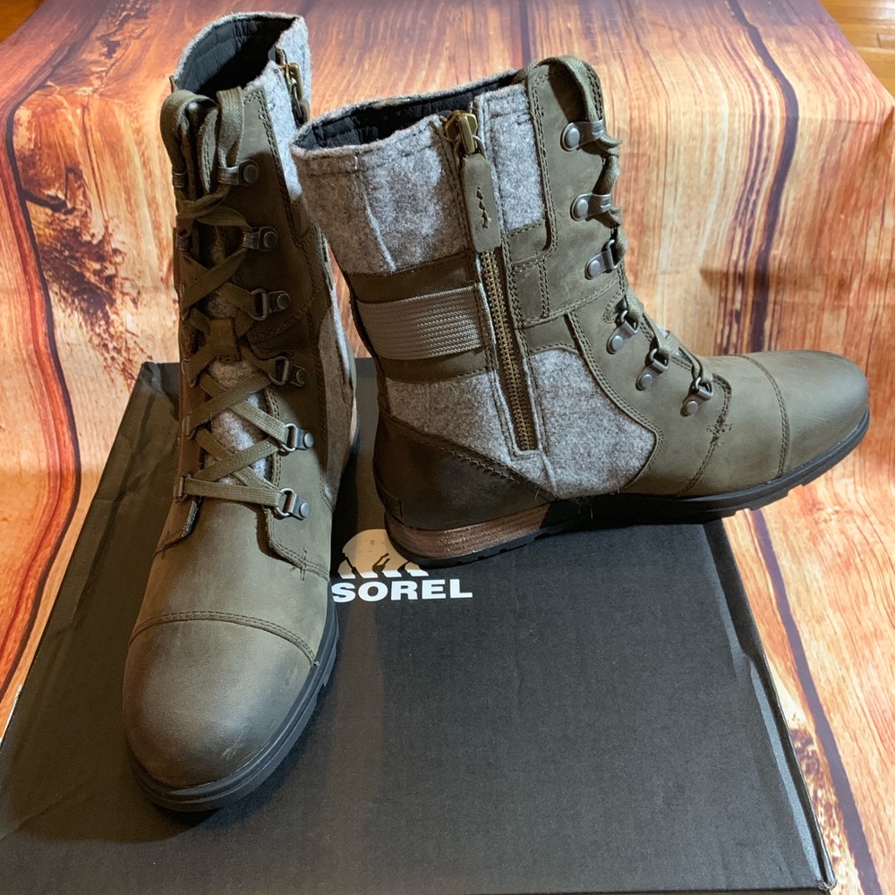 Sold!! New! Sorel Major Carly Boot - Picture 2 of 8